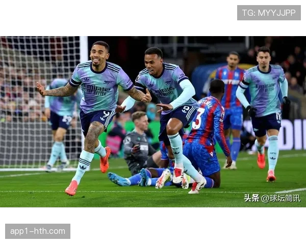 加布里埃尔与拉亚配合失误 巴西中卫需提升沟通效率